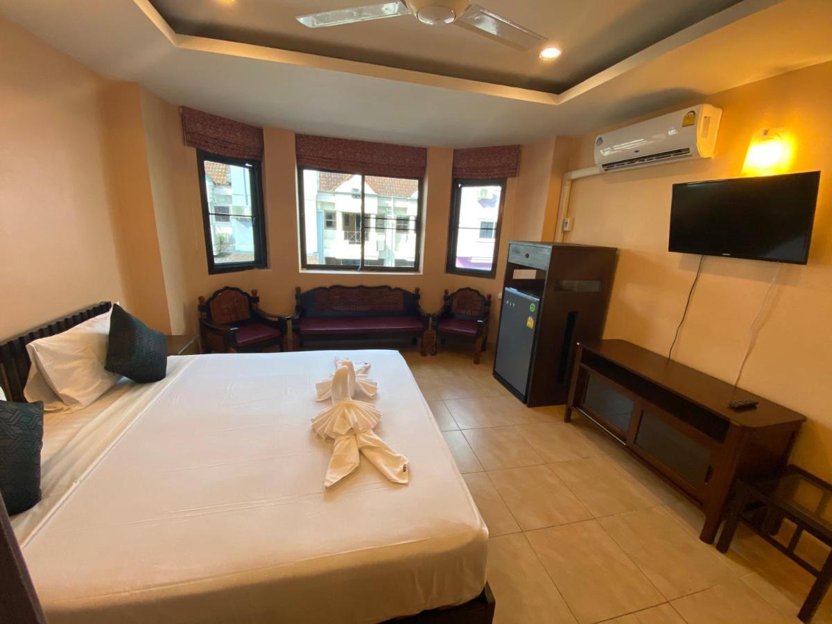 Star Guesthouse Patong Eksteriør bilde